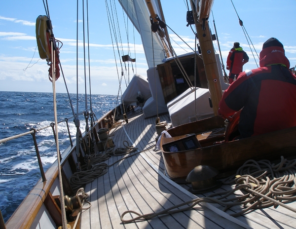 Classic yacht Alinda V completes refit at Southampton Yacht Services