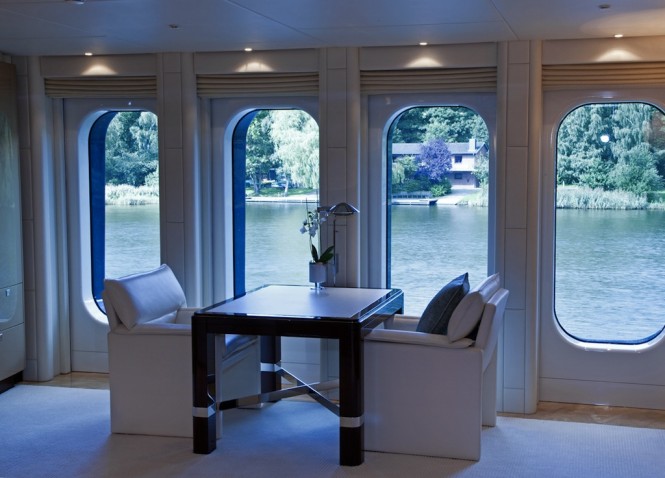 Sycara V motor yacht interior