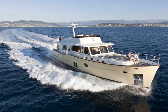 Vicem 78 Cruiser motor yacht “US premiere” at Fort Lauderdale Boat Show.