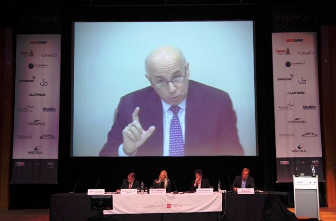 Global Superyacht Forum 2010 the panel in Session 2 Global Superyacht Forum 2010 the panel in Session 2