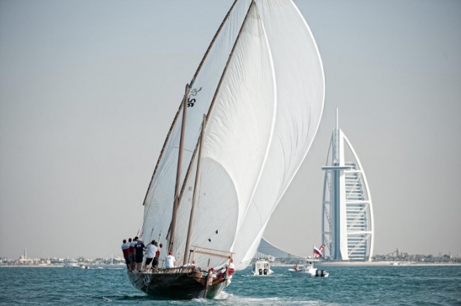Louis Vuitton Dhow racing finish line next to Burj al Arab © Paul Todd outsideimages.com Louis Vuitton Trophy.