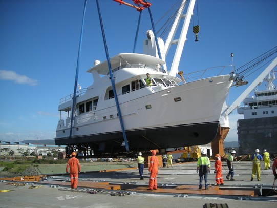 New Outer Reef 70 motor yacht AROONA delivered