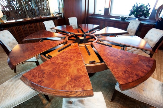 The 47-m Heesen superyacht Blind Date takes the prize for ‘Bespoke Furniture’ for the expanding dining table. Photo Credit SuperYachtMedia The 47-m Heesen superyacht Blind Date takes the prize for ‘Bespoke Furniture’ for the expanding dining table. Photo Credit SuperYachtMedia