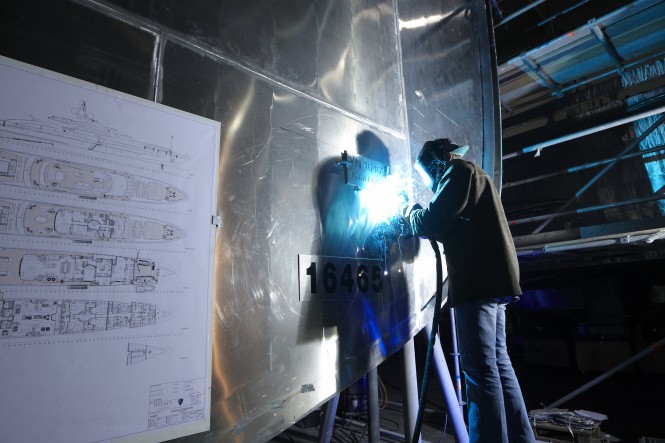 Ceremonial welding of a memorial plate to the structure of Heesens’ HY16465 65m Fast Displacement Hull Form (FDHF) Superyacht - Photo Credit Dick Holthuis Ceremonial welding of a memorial plate to the structure of Heesens’ HY16465 65m Fast Displacement Hull Form (FDHF) Superyacht - Photo Credit Dick Holthuis