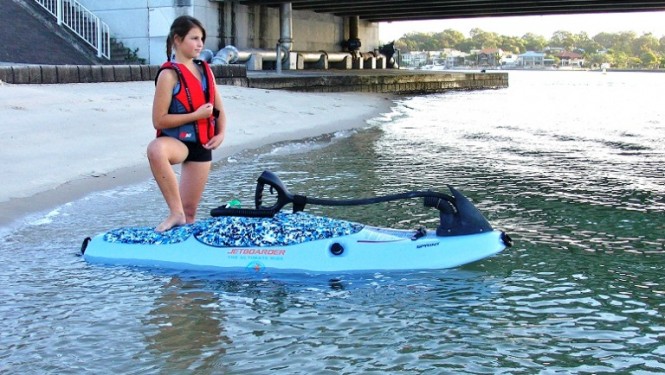 The World’s first Kids’ JetBoarder