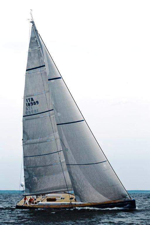 Swan 80 by Nautor’s Swan wins Best Production Sailing Yacht at Asia Boating Award 2011
