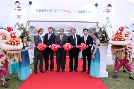 singapore-superyacht-show-debuts-with-sucess-1