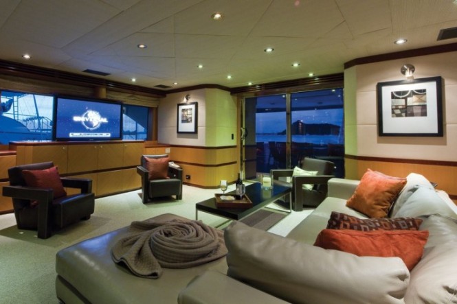 Motor Yacht CHOSEN ONE movies Motor Yacht CHOSEN ONE movies