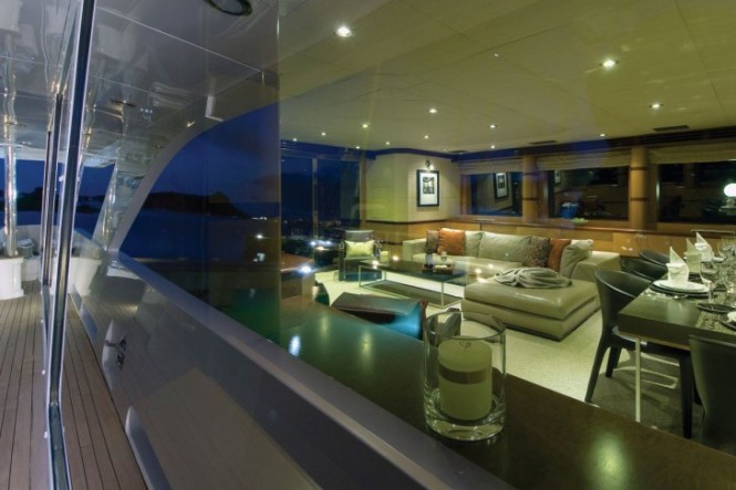 Motor Yacht CHOSEN ONE outside Motor Yacht CHOSEN ONE outside