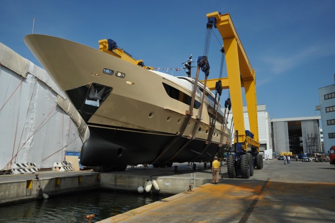 Sanlorenzo launch 38m motor yacht Santa Anna