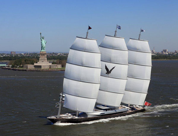 Transatlantic Race 2011: Perini Navi Sailing Yacht Maltese Falcon largest in fleet
