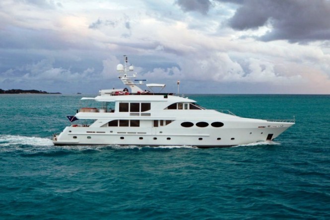 Motor Yacht CHOSEN ONE – a 10 day Caribbean Yacht Charter for the price of 7