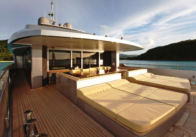 Yacht Exuma - Deck Sunpads Yacht Exuma - Deck Sunpads