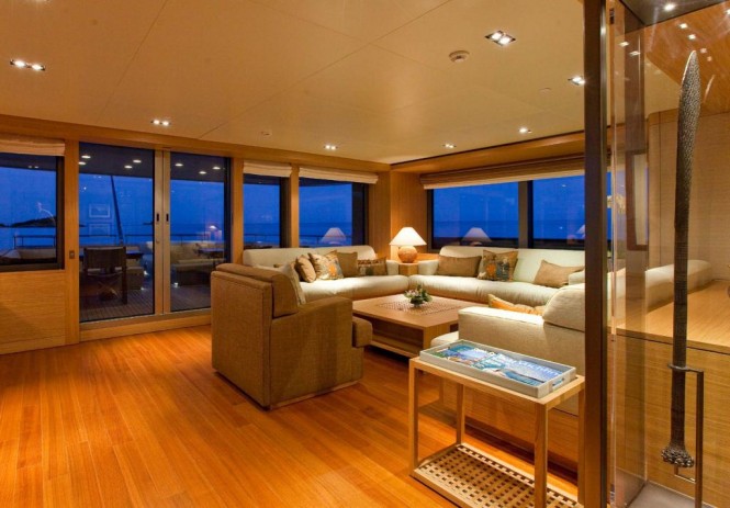 Yacht Exuma - Interior Seating Yacht Exuma - Interior Seating