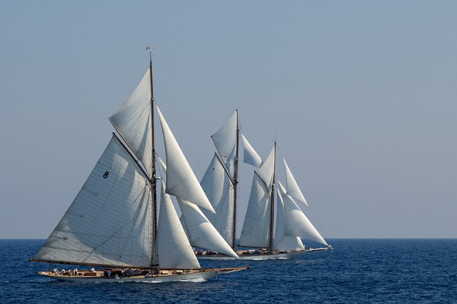 Yacht Moonbeam IV and Sailing yacht Eleonora - Credit Alessandro Spiga YCCS Yacht Moonbeam IV and Sailing yacht Eleonora - Credit Alessandro Spiga YCCS