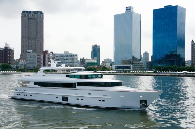 First RP110 motor yacht Lady Gaga launched by Horizon