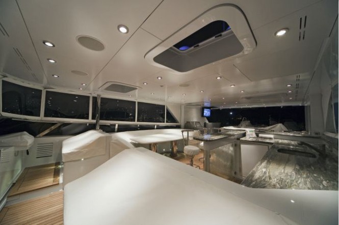 Exterior lights by Underwater Lights Ltd. on the luxury yacht Serque Photo M. Paris Exterior lights by Underwater Lights Ltd. on the luxury yacht Serque Photo M. Paris