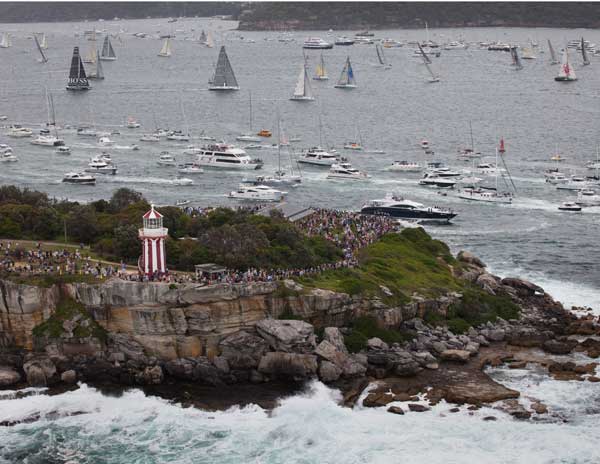 2011 Rolex Sydney Hobart Yacht Race: Make or Break Night Ahead