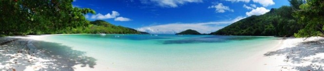 Seychelles Motor yacht Sea Stream – available for the holidays with 15% off!