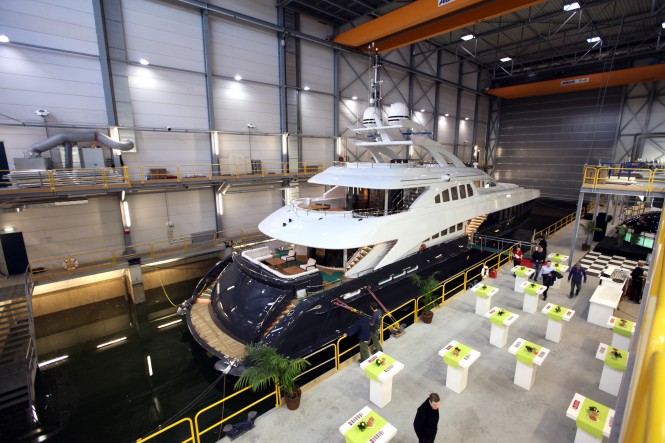 44m Super Yacht Lady L