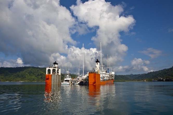 DYT´s Super Servant 4 in Brisbane to unload $35 million worth of yachts