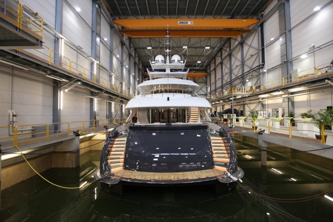 Lady L Superyacht - rear view