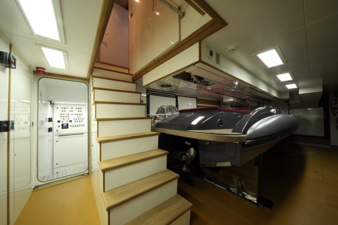 Yacht tender garage on Navetta 43 motor yacht Lady Trudy Yacht tender garage on Navetta 43 motor yacht Lady Trudy