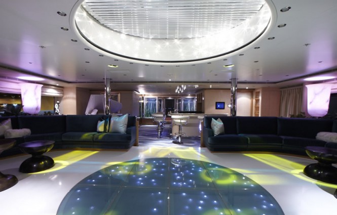 Night time entertainment aboard mega yacht Pegasus V Night time entertainment aboard mega yacht Pegasus V