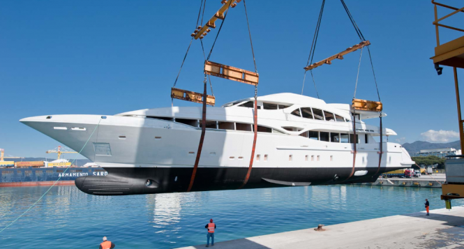 Superyacht Mangusta 148 Oceano