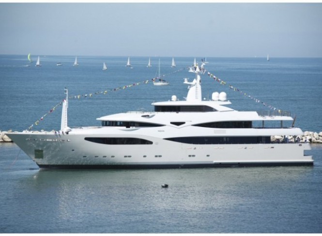 Charter Yacht MARAYA - Image Courtesy of CRN Charter Yacht MARAYA - Image Courtesy of CRN
