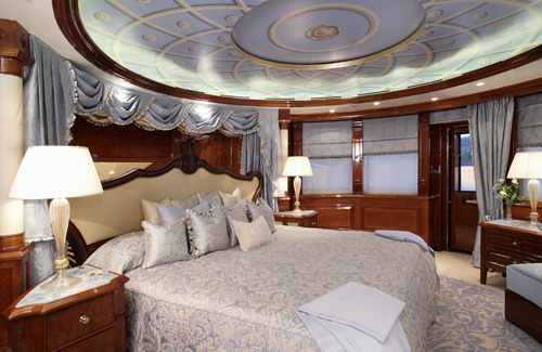 Charter Yacht St Ekaterina - Master Stateroom Charter Yacht St Ekaterina - Master Stateroom