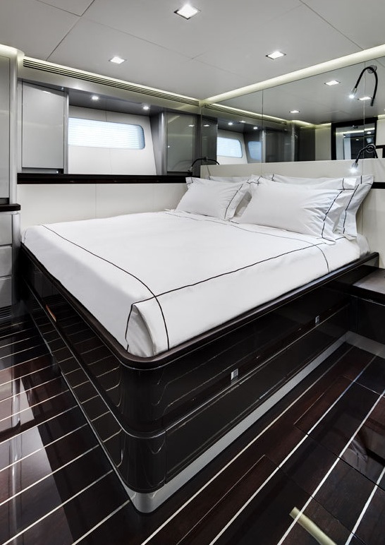 Double Cabin - Sailing Yacht BLISS Double Cabin - Sailing Yacht BLISS