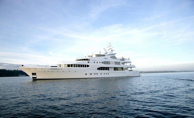 10 Fabulous Caribbean Luxury Motor Yacht Charters
