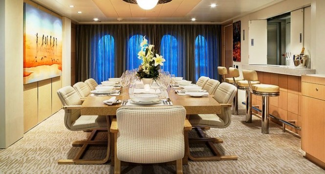 Motor Yacht IDOL (ex OUTBACK) - Dining Motor Yacht IDOL (ex OUTBACK) - Dining