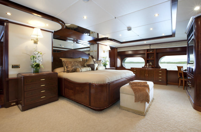 Motor Yacht Nobel House - Master Stateroom