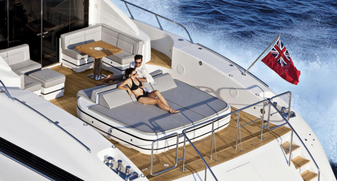 Overmarine Mangusta 92 Yacht Overmarine Mangusta 92 Yacht