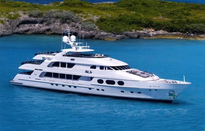 Superyacht LADY JOY Superyacht LADY JOY