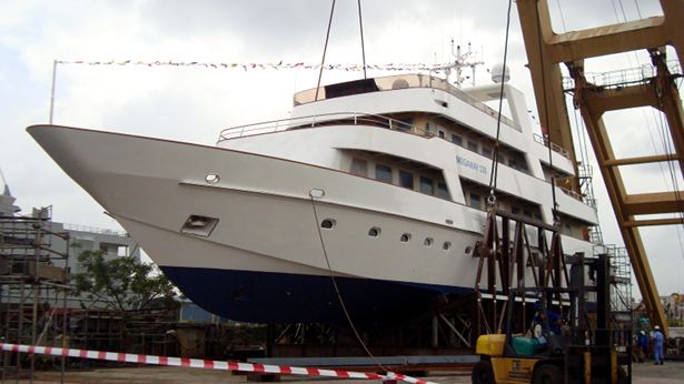 The 39m superyacht Megaway 128 successfully completes her sea trials