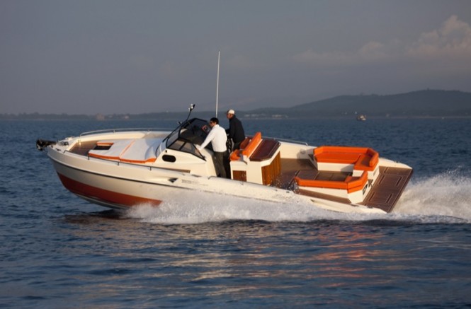 33 Sea Walker yacht tender by Fiart Mare