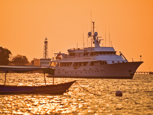 46m luxury yacht Golden Compass 46m luxury yacht Golden Compass