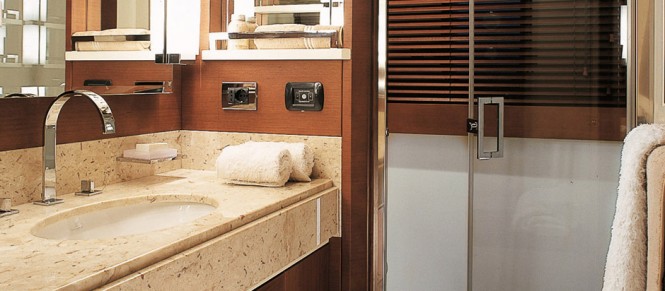 Azimut Grande 105 superyacht Bathroom Azimut Grande 105 superyacht Bathroom