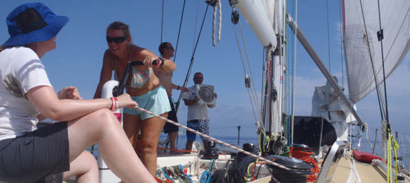 Clipper 11-12 Round the World Yacht Race: Race 11 – Day 6: A tactical gamble pays off for Visit Finland