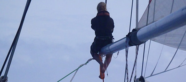 Clipper 11-12 Round the World Yacht Race: Race 11 – Day 5: Unstable wind continues
