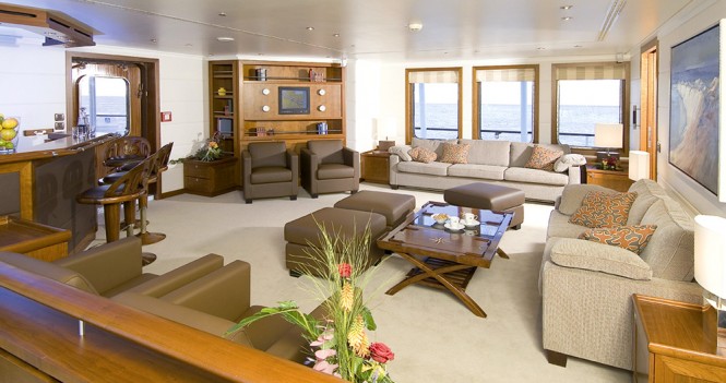 HANSE EXPLORER Yacht - Bar and Lounge HANSE EXPLORER Yacht - Bar and Lounge