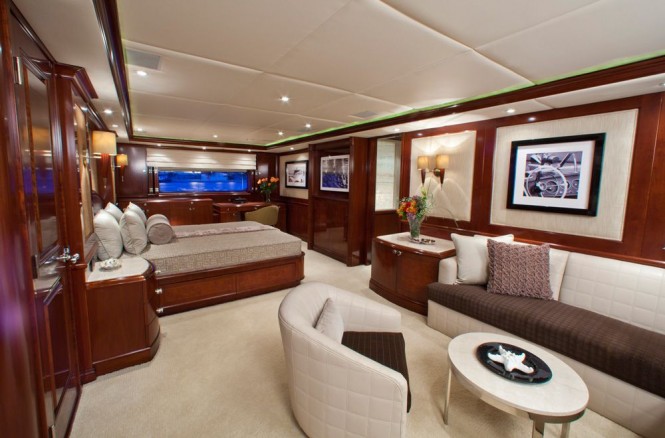 Luxury motor yacht Glaze - master cabin Luxury motor yacht Glaze - master cabin