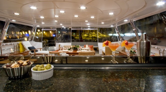 Motor yacht JAZZ OF MONACO Upper Deck Motor yacht JAZZ OF MONACO Upper Deck