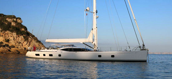 Dubois designed Oyster 100 superyacht SARAFIN nominated for the 2012 ShowBoats Design Awards