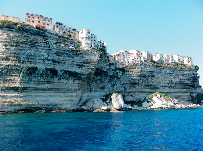Luxury motor yacht and sailing yacht charters in Corsica