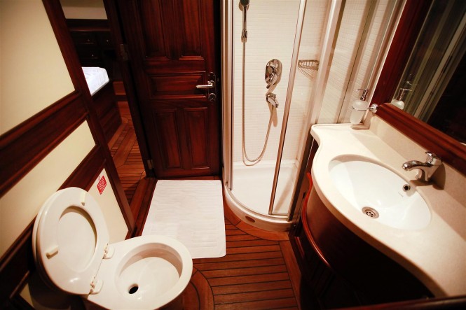 Grande Mare gulet - bathroom Grande Mare gulet - bathroom