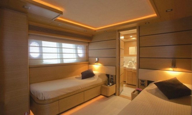 Motor yacht LADY CHATTERLEY - Twin Cabin Motor yacht LADY CHATTERLEY - Twin Cabin